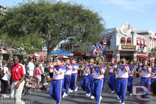 The band making its way to the Castle for their 5:05 set.