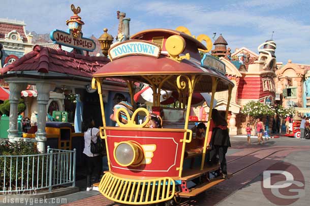 The Jolly Trolley has returned.. as a photo op still.