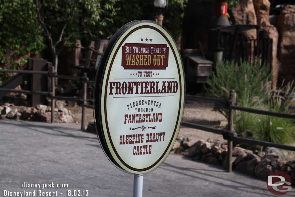 A sign on the other side of the Big Thunder Trail near the BBQ warning you that the walkway is closed ahead.