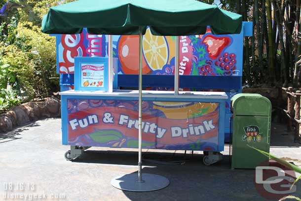 Thought this was odd.. temps were in the mid 80s and it was the middle of the afternoon and this stand in Bugs Land was closed.