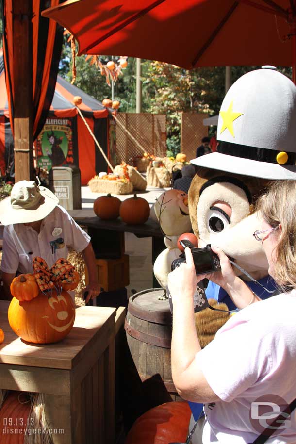 Dale checking out the creations and pointing out details to guests.