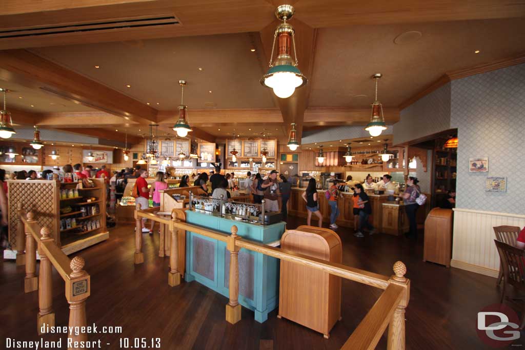 Spent a few minutes checking out the newly opened Market House.  It now features Starbucks coffee.  The main room is mostly a queue with a large counter in the back.