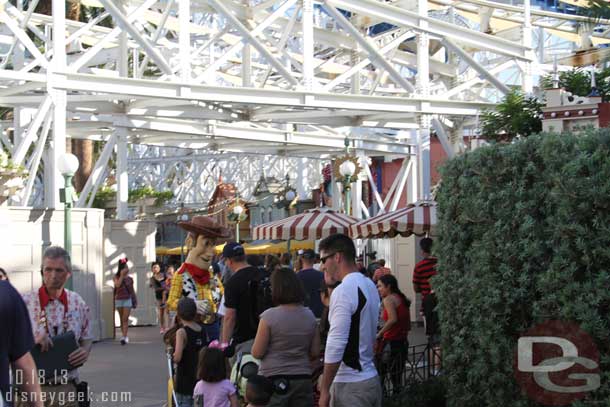 Continuing on, the Maliboomer Park area has a new Meet and Greet.  Here Woody is heading off, but working the line on his way by.