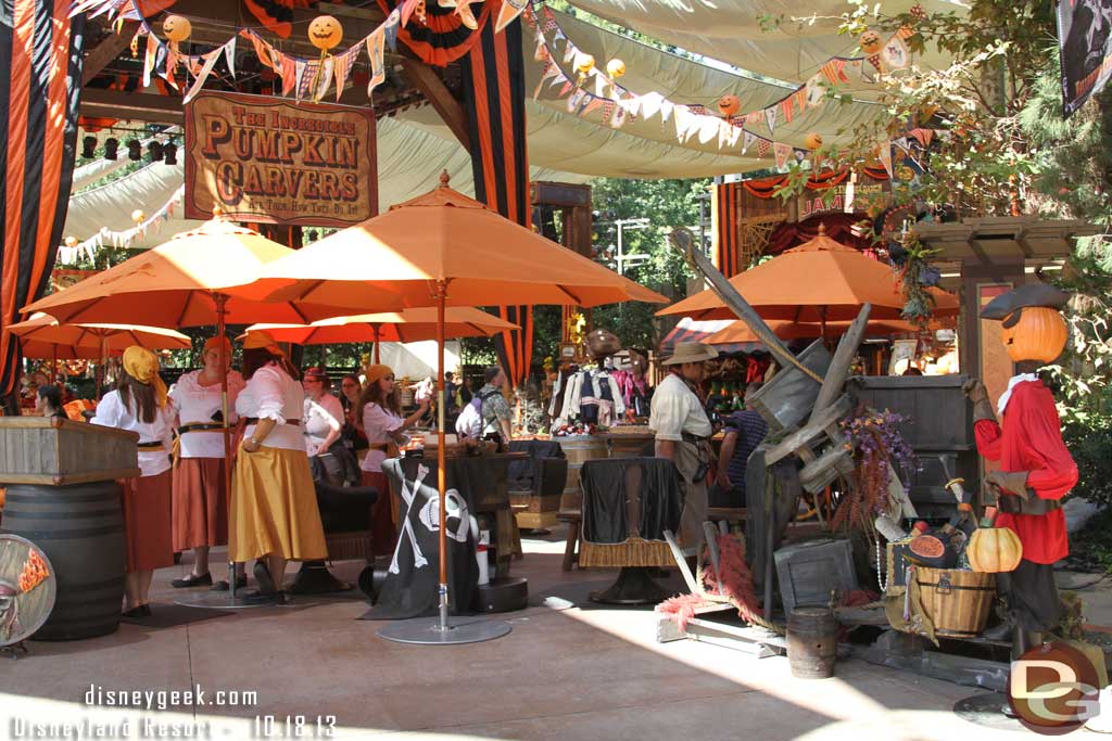 The Pirates League was open this afternoon but the cast members out numbered the guests by a huge margin (saw only 1 or 2 guests)