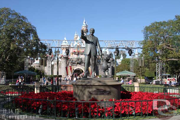 Some light rigs set up in front of the castle.  No indication of what they are for.  Guessing some TV show.