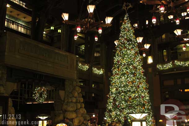 I had a little under an hour so decided to do a very quick tour of the hotels.. The Grand Californian Hotel lobby decorations are up.