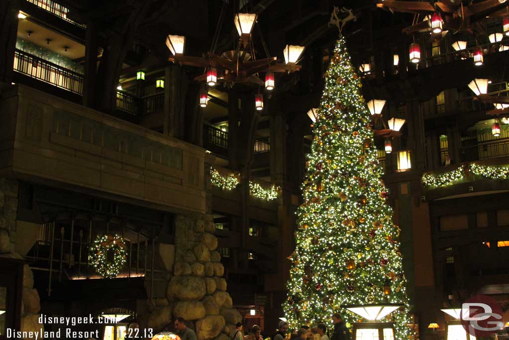 I had a little under an hour so decided to do a very quick tour of the hotels.. The Grand Californian Hotel lobby decorations are up.