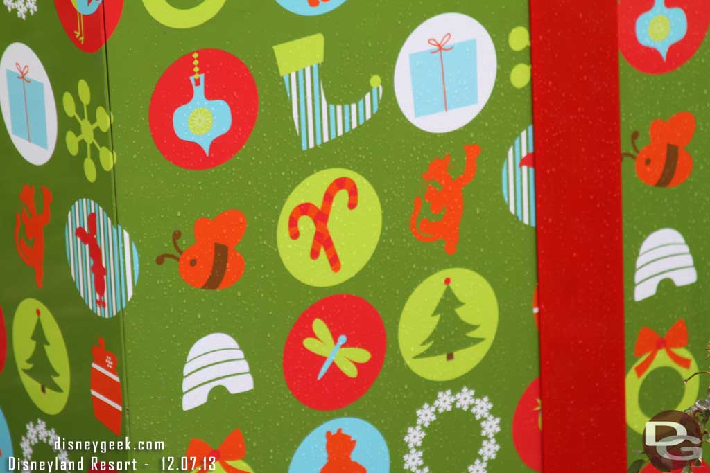 Be sure to look carefully at the wrapping paper.