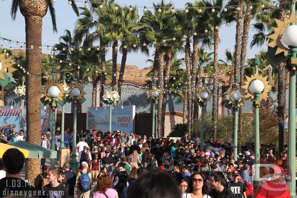 The Pier walkway looked really crowded thanks to the Screamin overflow queue taking up the right hand side.  It was a 55 minute wait.