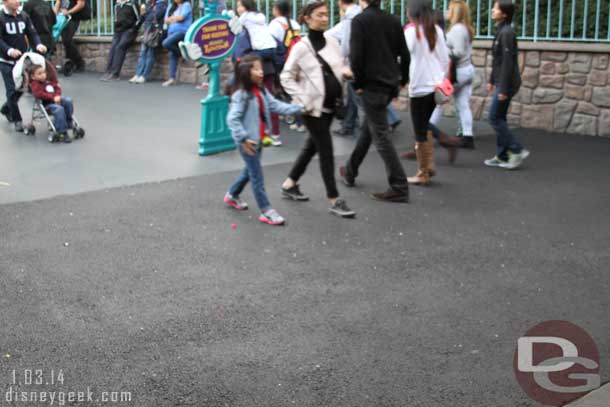 Wonder if this off season they will redo this walkway from Toontown up to Small World.  