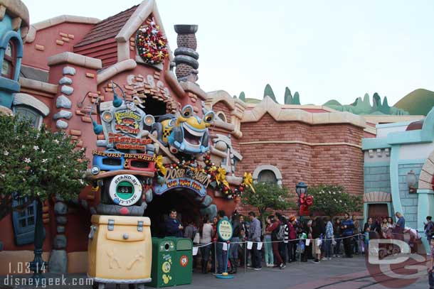 In Toontown Roger Rabbit was over an hour wait.