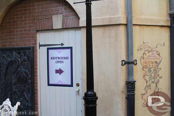 You cannot reach the rest rooms from the Pirates side you have to walk around to the train side to enter.