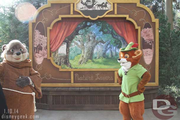 Robin Hood and Friar Tuck out for pictures at the Nature Lovers backdrop.