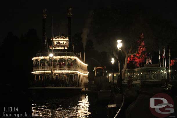 Since there is no Fantasmic that means night cruises on the Mark Twain.