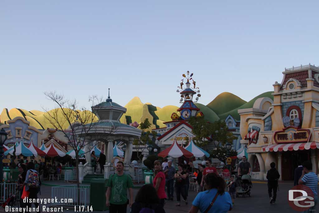 Christmas decorations have been removed from Toontown now.