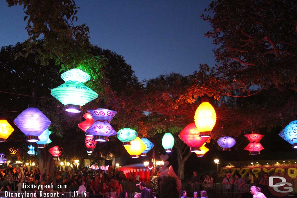 Walked by the Mad Tea Party and the lights caught my eye.  They featured LEDs and during the ride cycle changed color.  It has probably been this way for years but for some reason it jumped out at me tonight.