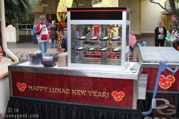 There was also an outdoor vending cart decked out for the occasion.