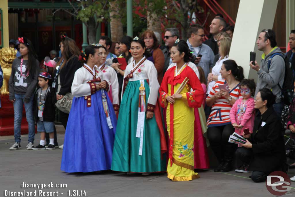 After the procession guest performing groups took to the street.  First up was one from the Korean Dance Institute.