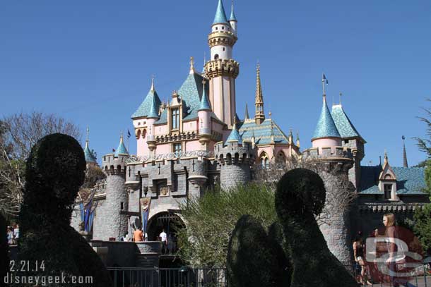 Another Sleeping Beauty Castle picture, this time with the swan topiaries.