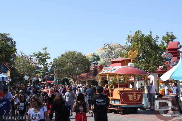 Toontown had a fair number of guests moving about.