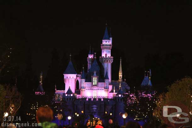 After the show rushed over to Main Street to catch Remember, only to be met with a 15 minute delay in the start of the show.