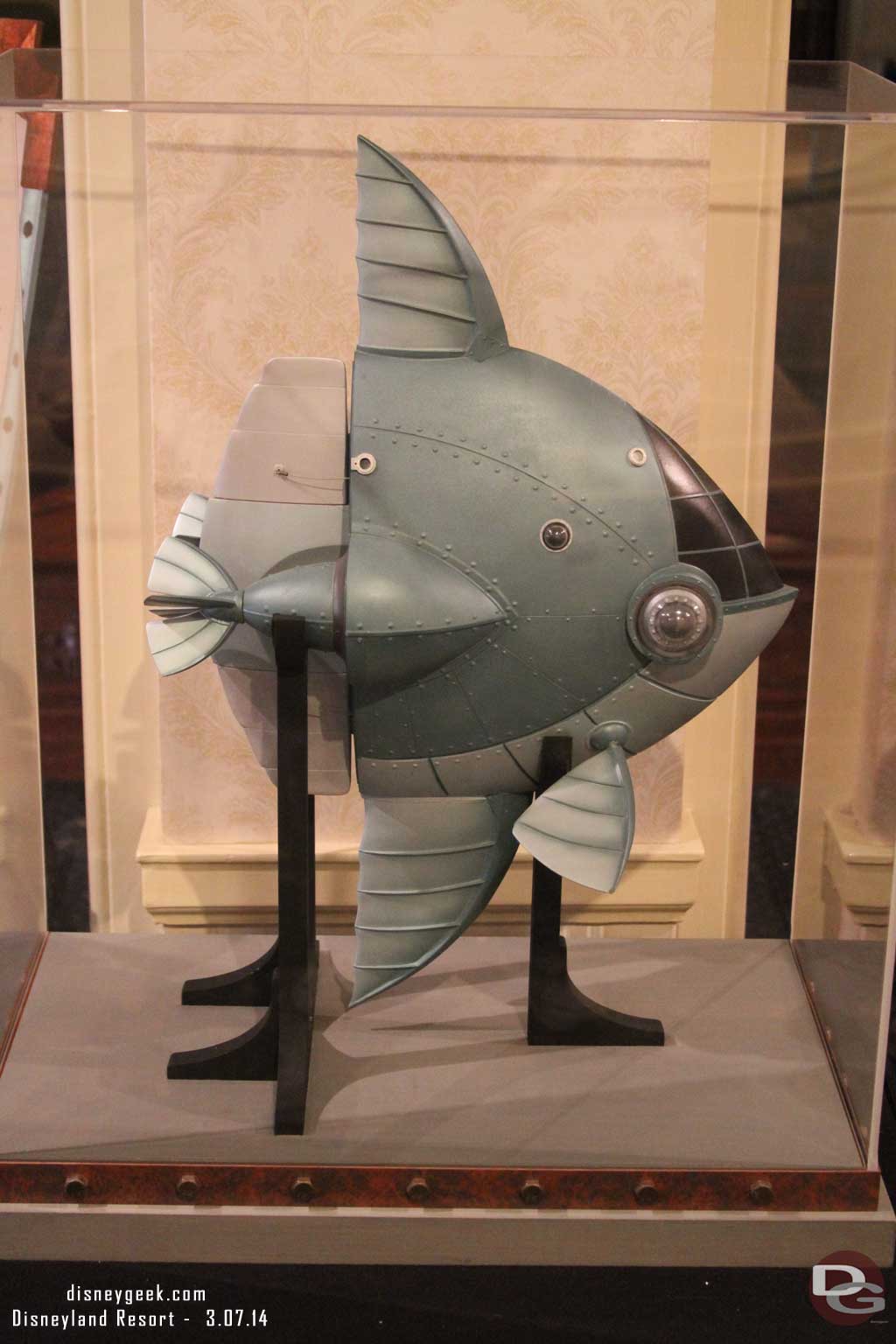 Port Discover Sunfish Submarine Model - Tokyo DisneySea - Gary Moyer