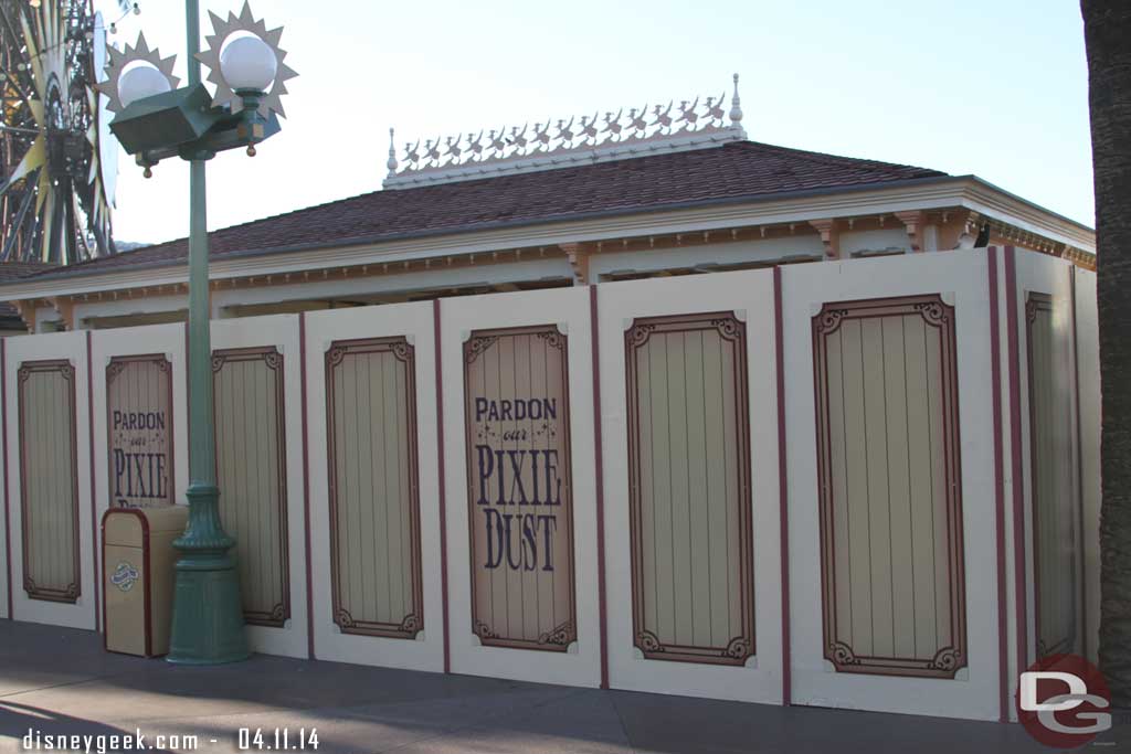 The work out on the Pier is still going on.