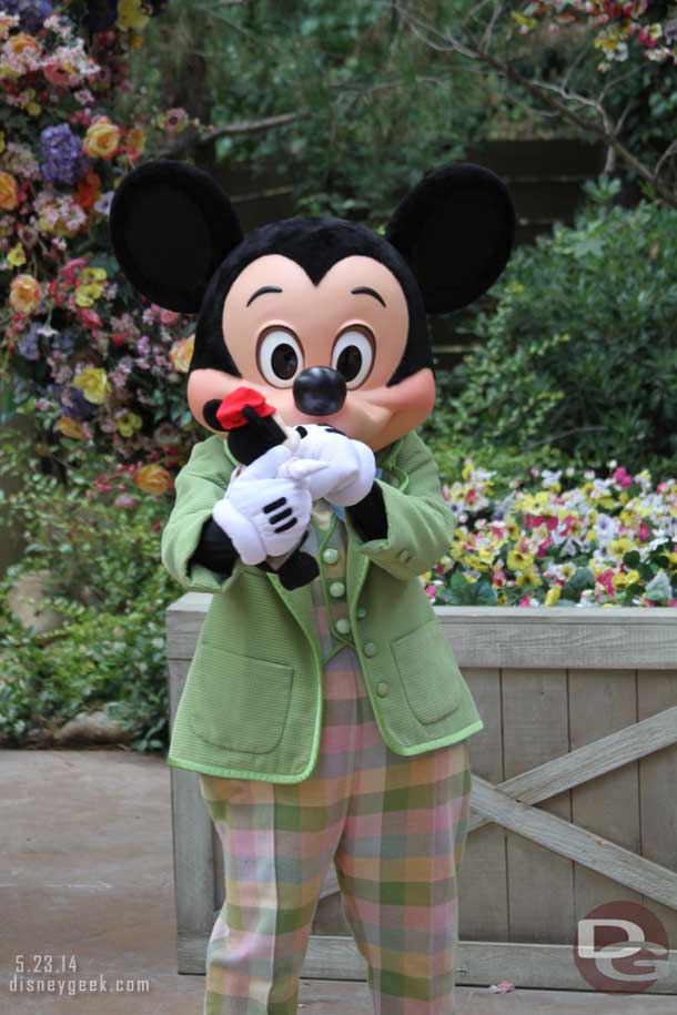 Mickey was out in his springtime outfit.