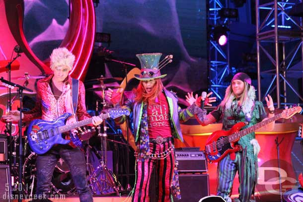 The Mad T Party Band