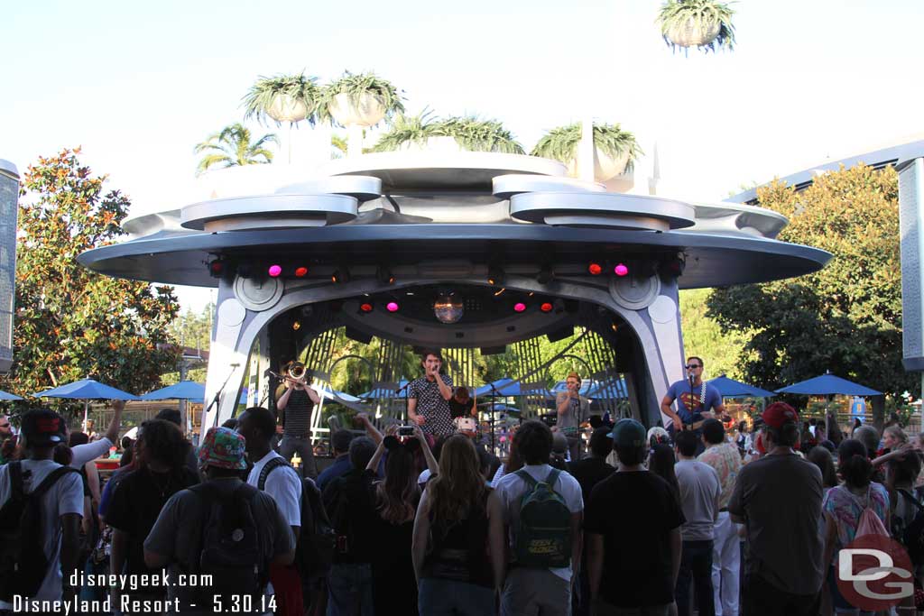 Suburban Legends performing at Tomorrowland Terrace