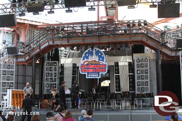 I arrived at the Backlot stage a few minutes before show time.  They were still preparing the stage for the College Band.