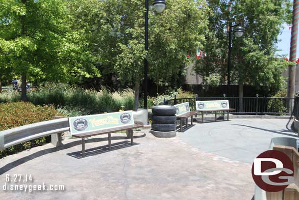 Never Tire benches were not that popular this afternoon thanks to no shade...