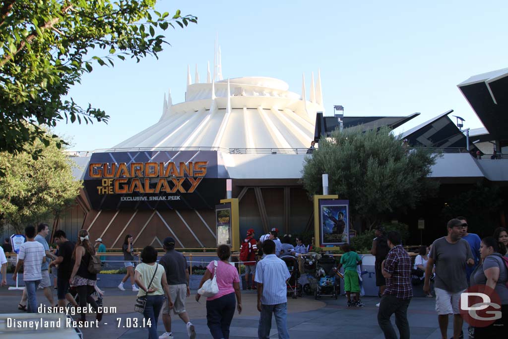 Time for the Annual Passholder preview of the Guardians of the Galaxy Sneak Peek.  It started at 6:30.  I showed up about 6:35 for the 2nd showing.