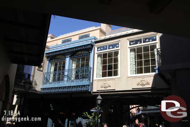 Noticed there are now curtains on the now larger hallways overhead.  They were all open this afternoon.