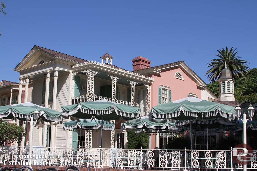 The River Belle Terrace