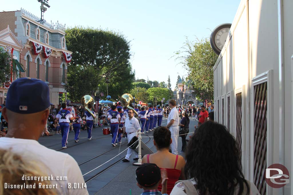 There goes the band.. the temporary walkway slows traffic down.. especially when people stop to watch the band instead of walking.