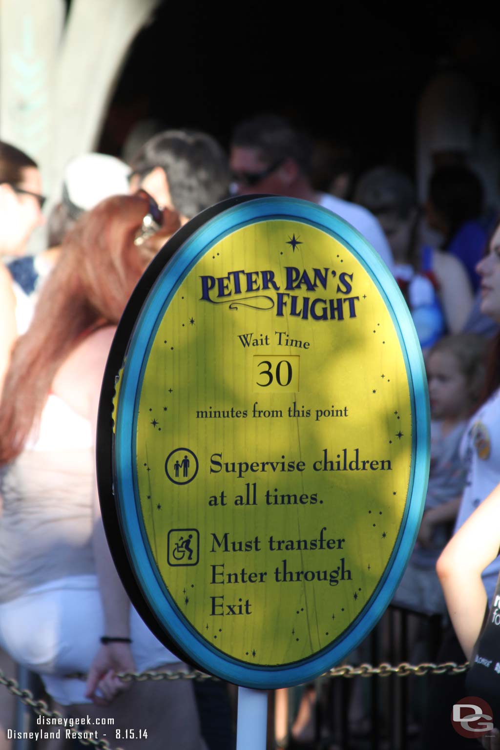 A new, what I am guessing is, temporary wait sign for Peter Pan.