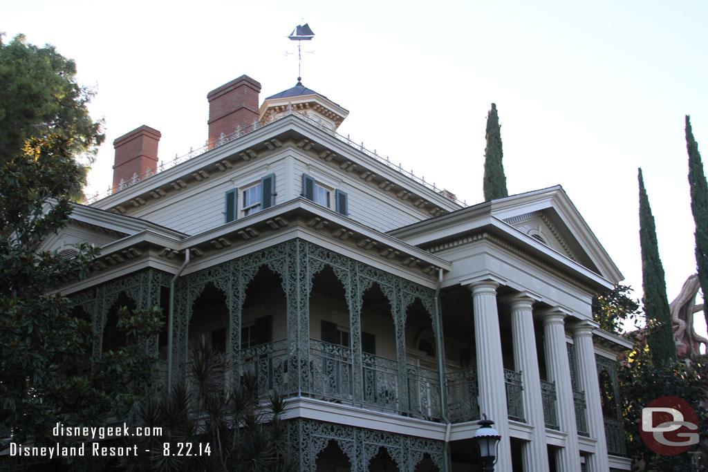 Went for one last ride of the Mansion. It closes Monday for the switchover to the Nightmare Before Christmas which will run from mid September through early January.