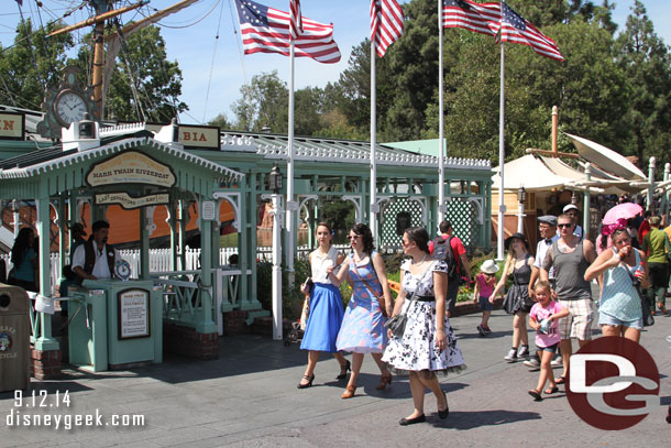 Speaking of Dapper Day guests here are some strolling through Frontierland.