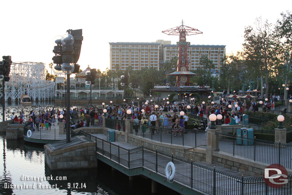 Paradise Park was full of guests.