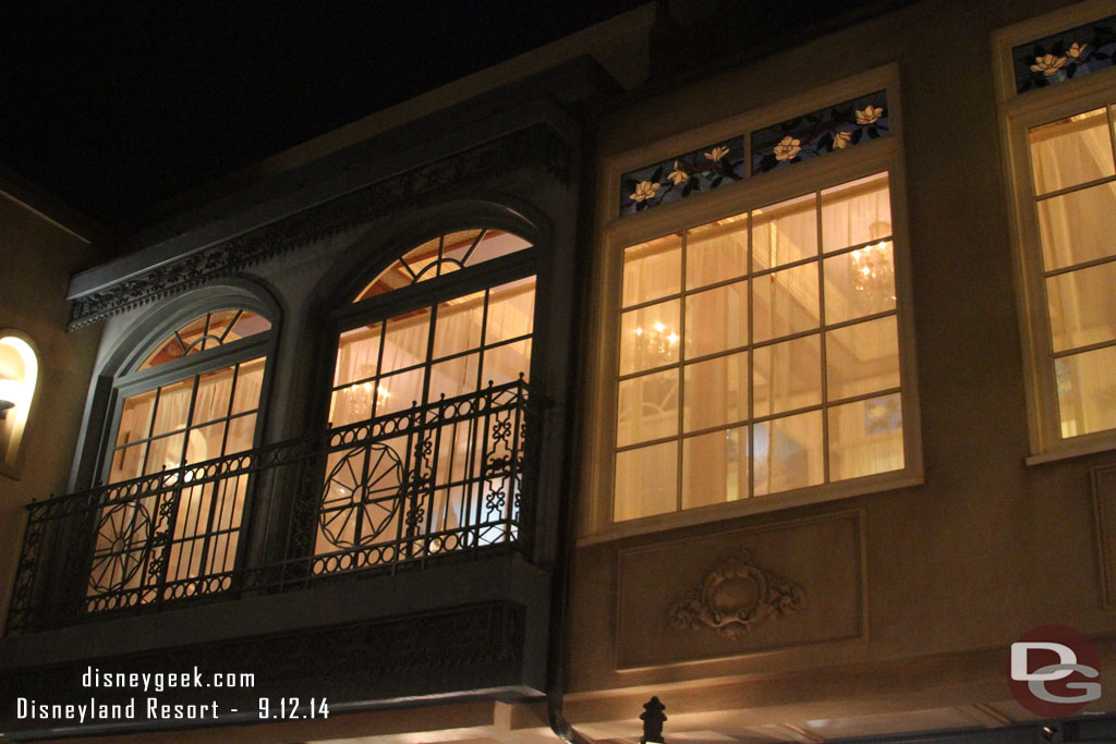 Club 33 had the drapes drawn this evening.