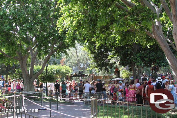 The extended queue was set up and in use.  No FastPass again this year.