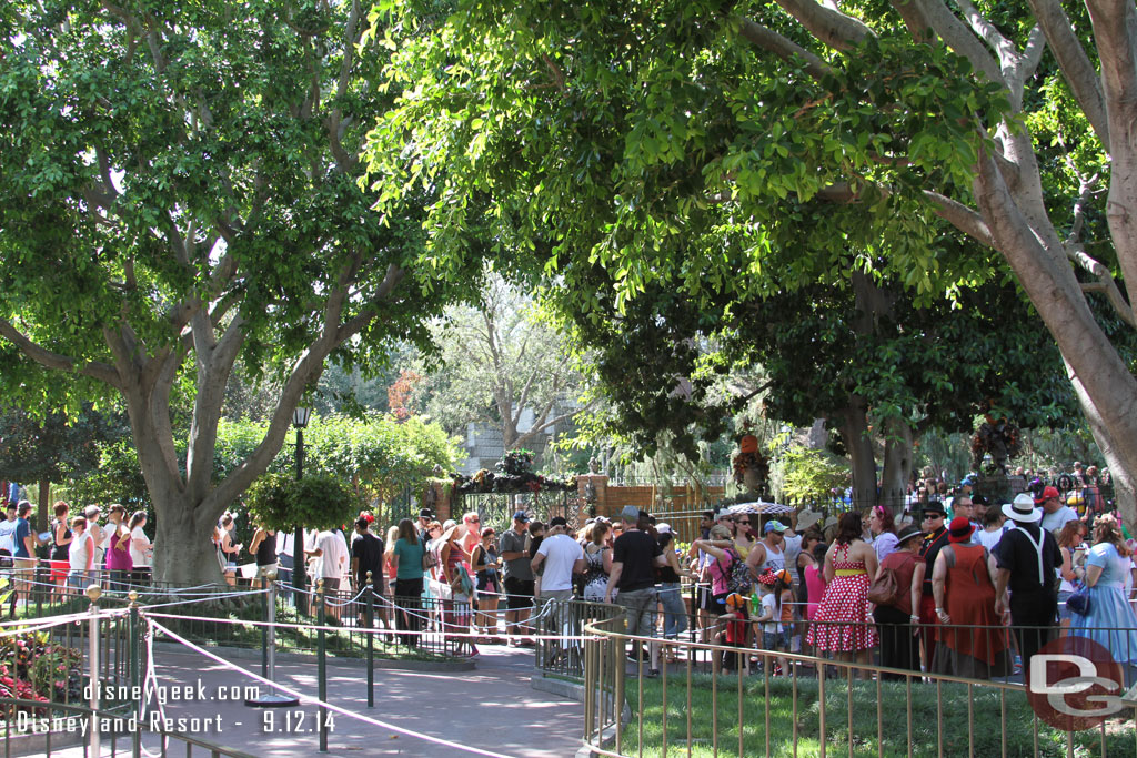 The extended queue was set up and in use.  No FastPass again this year.