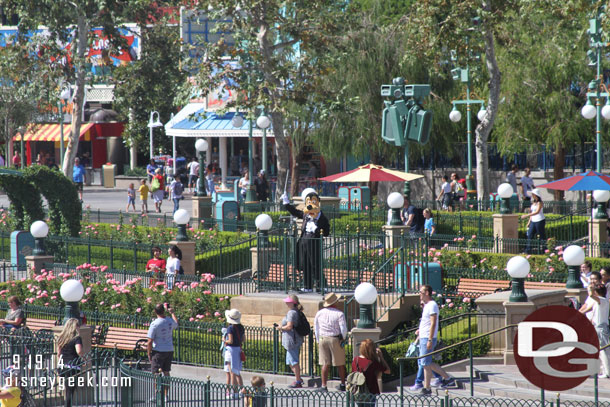 Goofy was out conducting an Instant Concert as I made my way around the Bay.