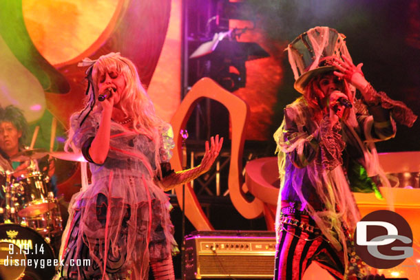 Stopped by the final set of the night of the Mad T Party Band.