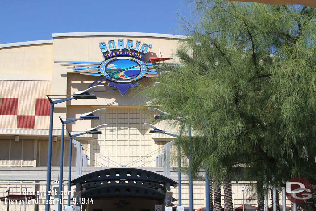 This afternoon you could walk right into Soarin the stand by line was inside the door.