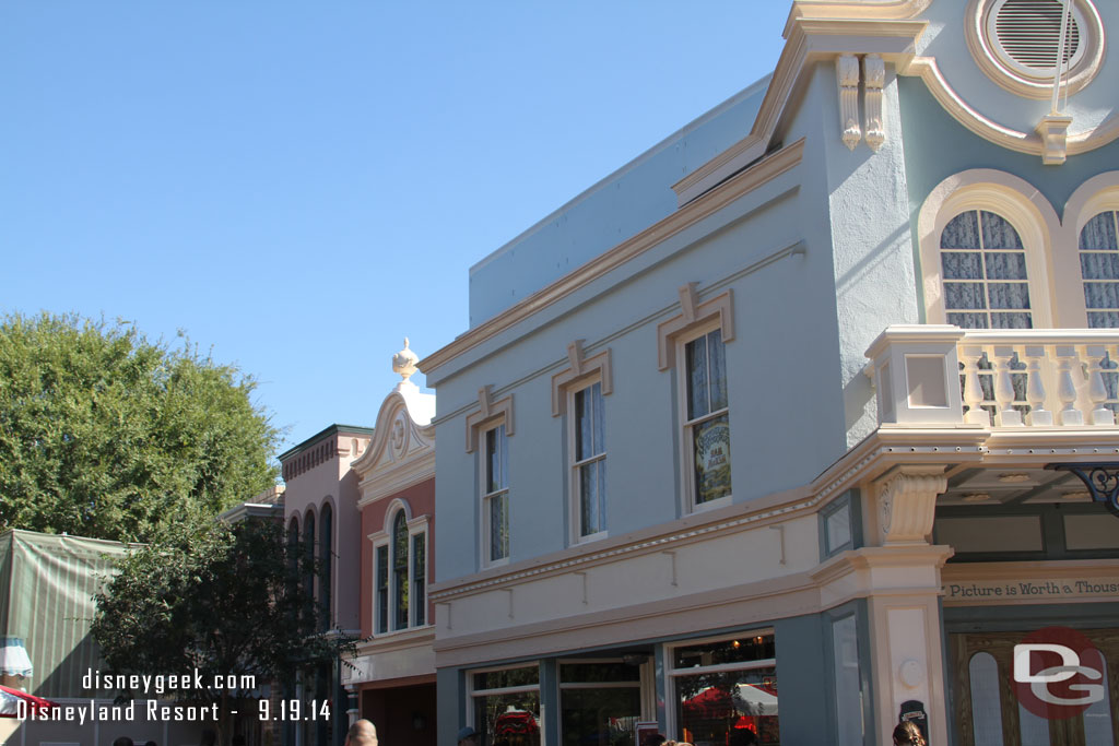 And the scaffolding along the side by the Corn Dog Wagon has been removed.