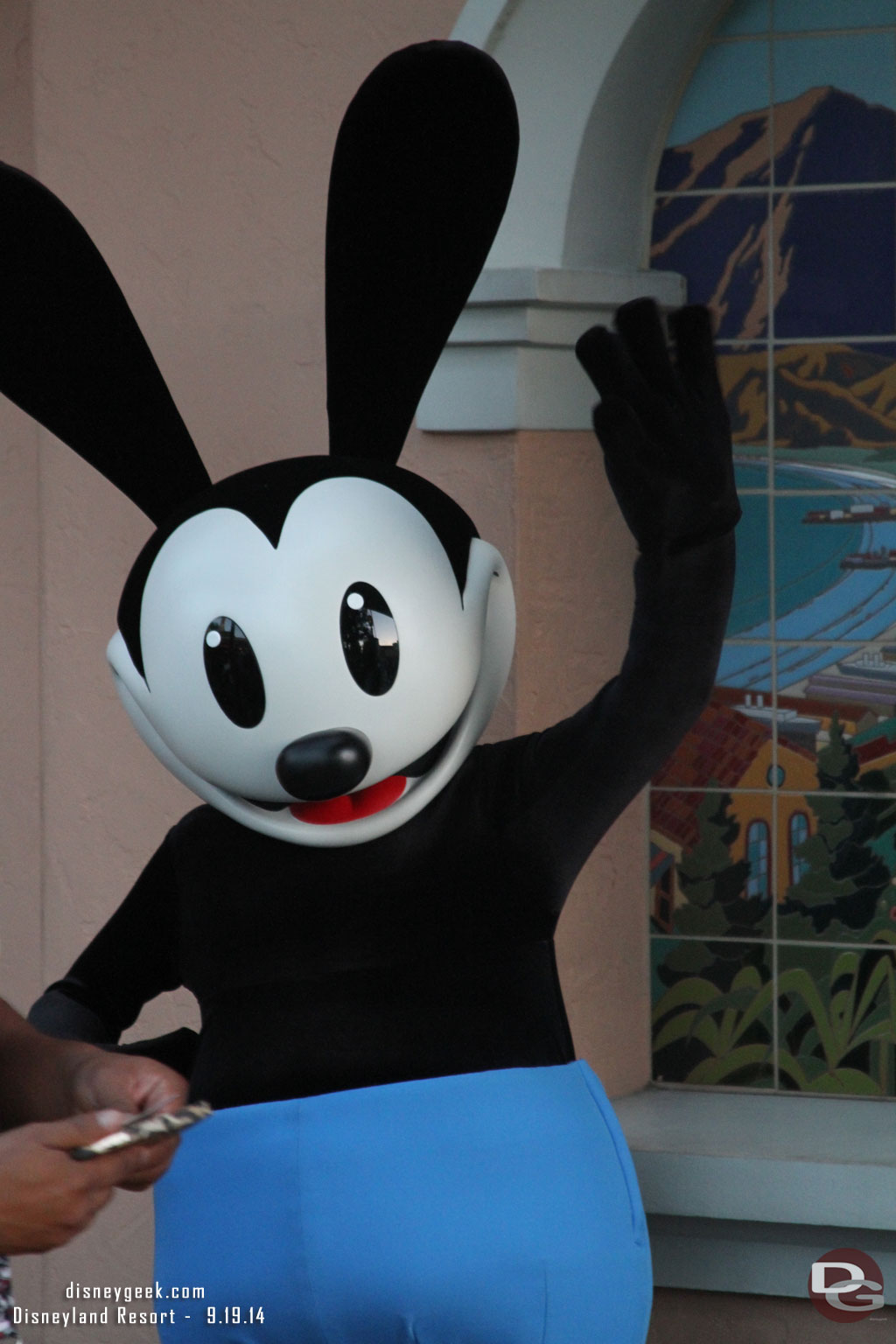 Oswald greeting me again as I entered DCA