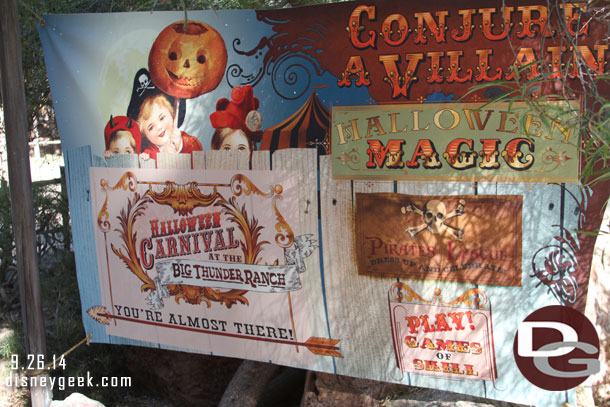 The sign along the Big Thunder Trail has been updated/replaced. No more Haunted Hillbillies and now the Magic show is listed.