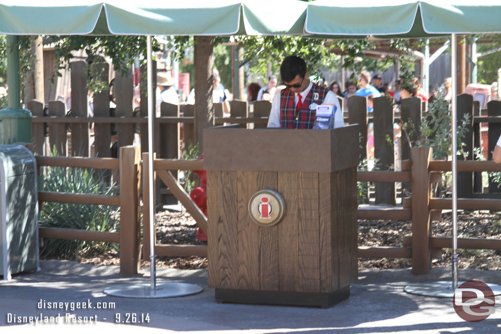 Do not think I have posted a picture of the newer guest relations podium near Cars Land.